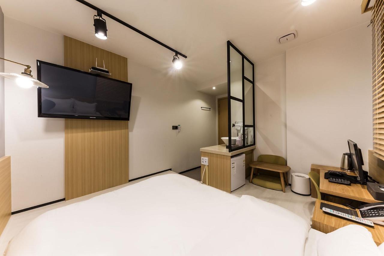 Raha Hotel Seul Zewnętrze zdjęcie