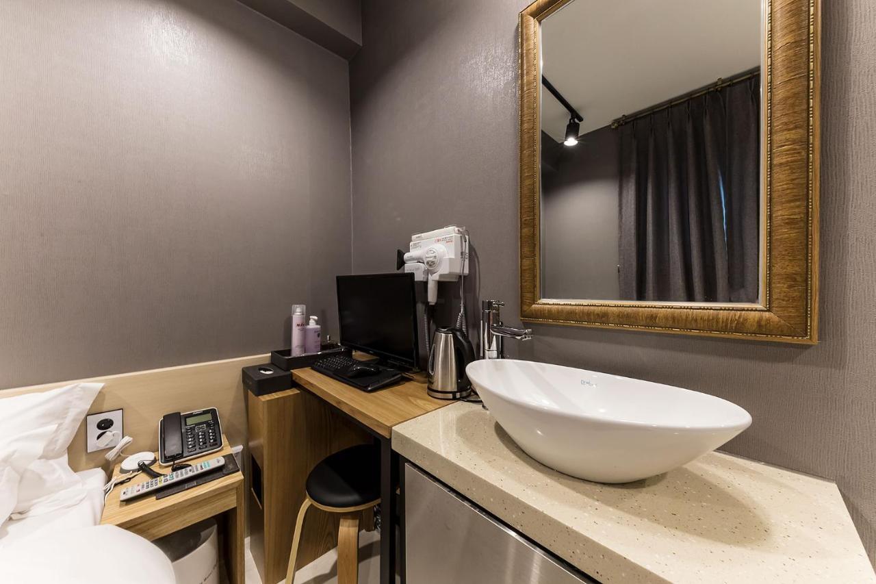 Raha Hotel Seul Zewnętrze zdjęcie