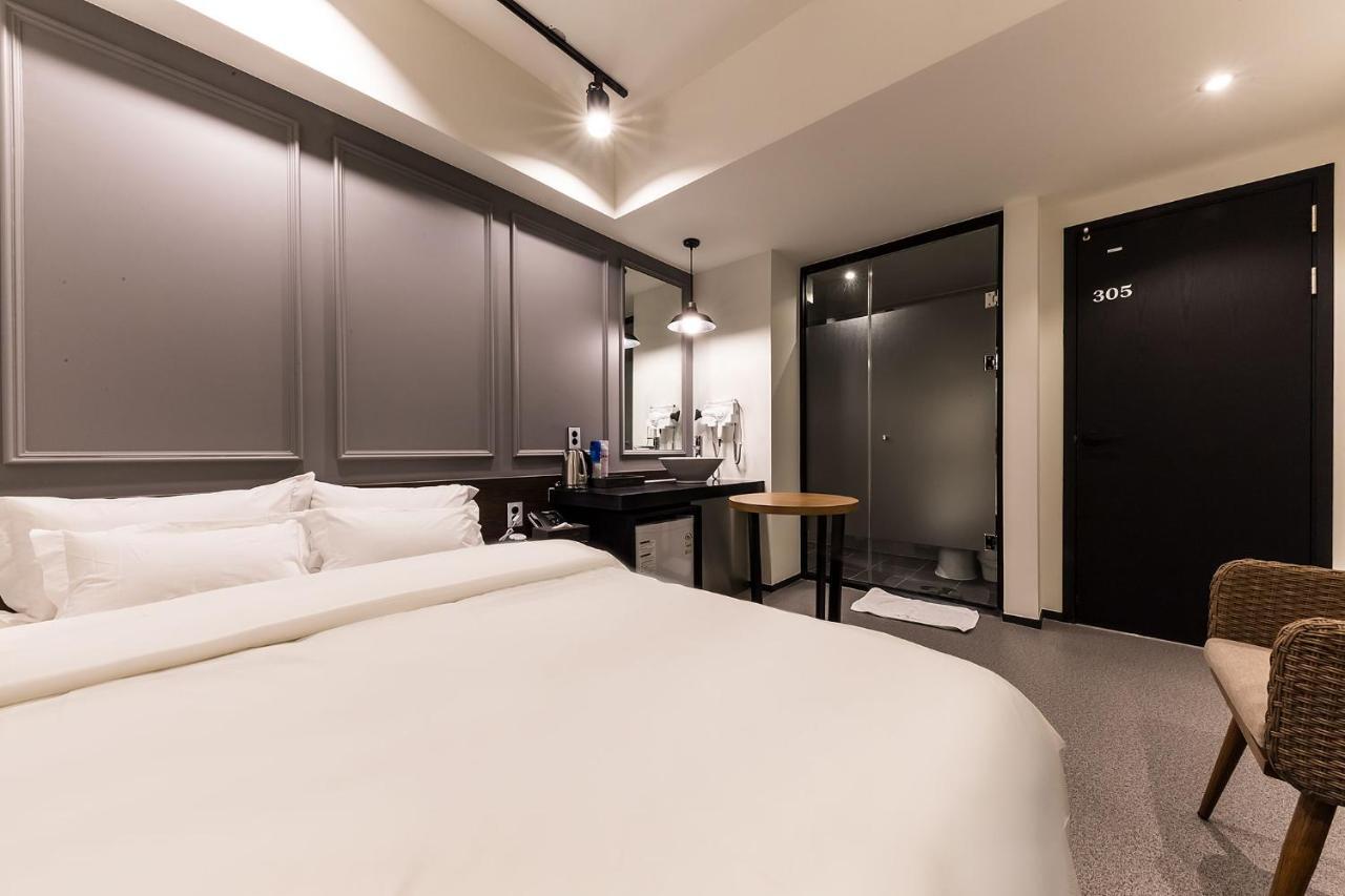 Raha Hotel Seul Zewnętrze zdjęcie